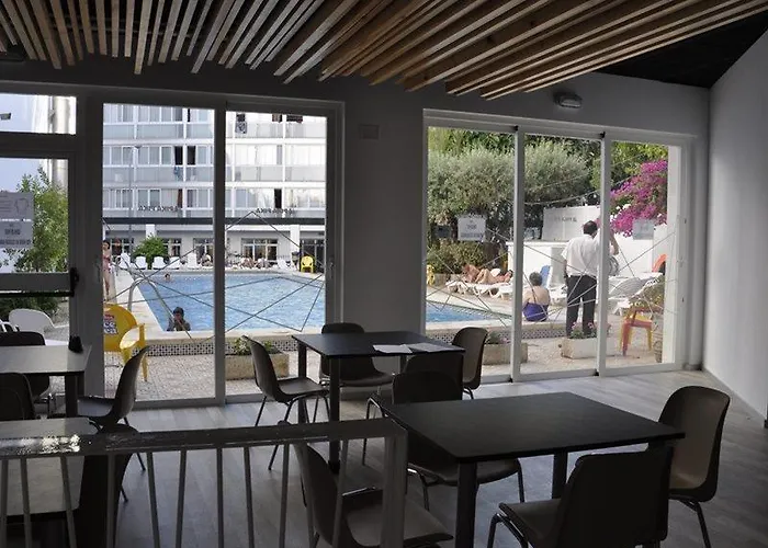 Cuco Hotel 3*