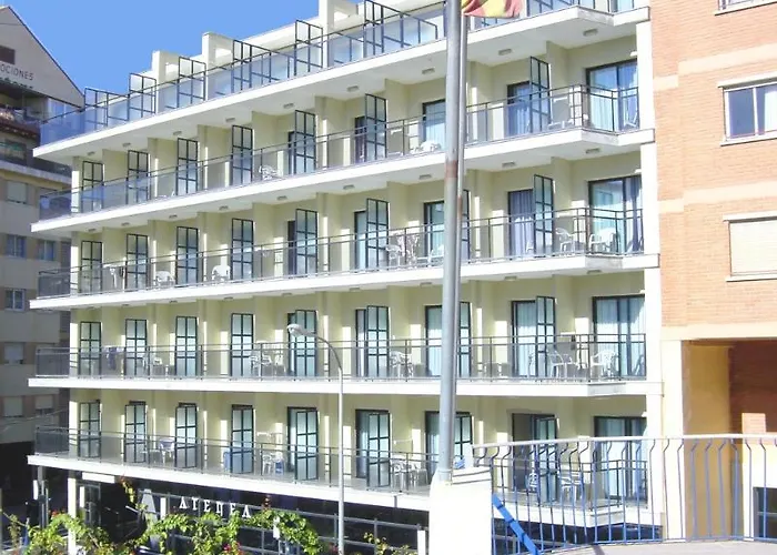 Cuco Hotel 3*
