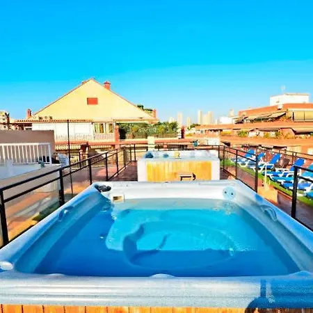 Cuco Hotell 3*