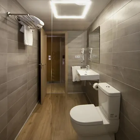 Cuco Hotell 3*