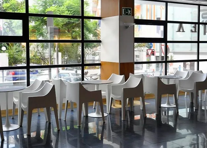 Hotel Cuco 3*