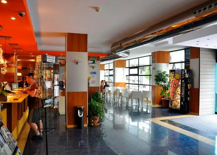 Cuco Hotel 3*